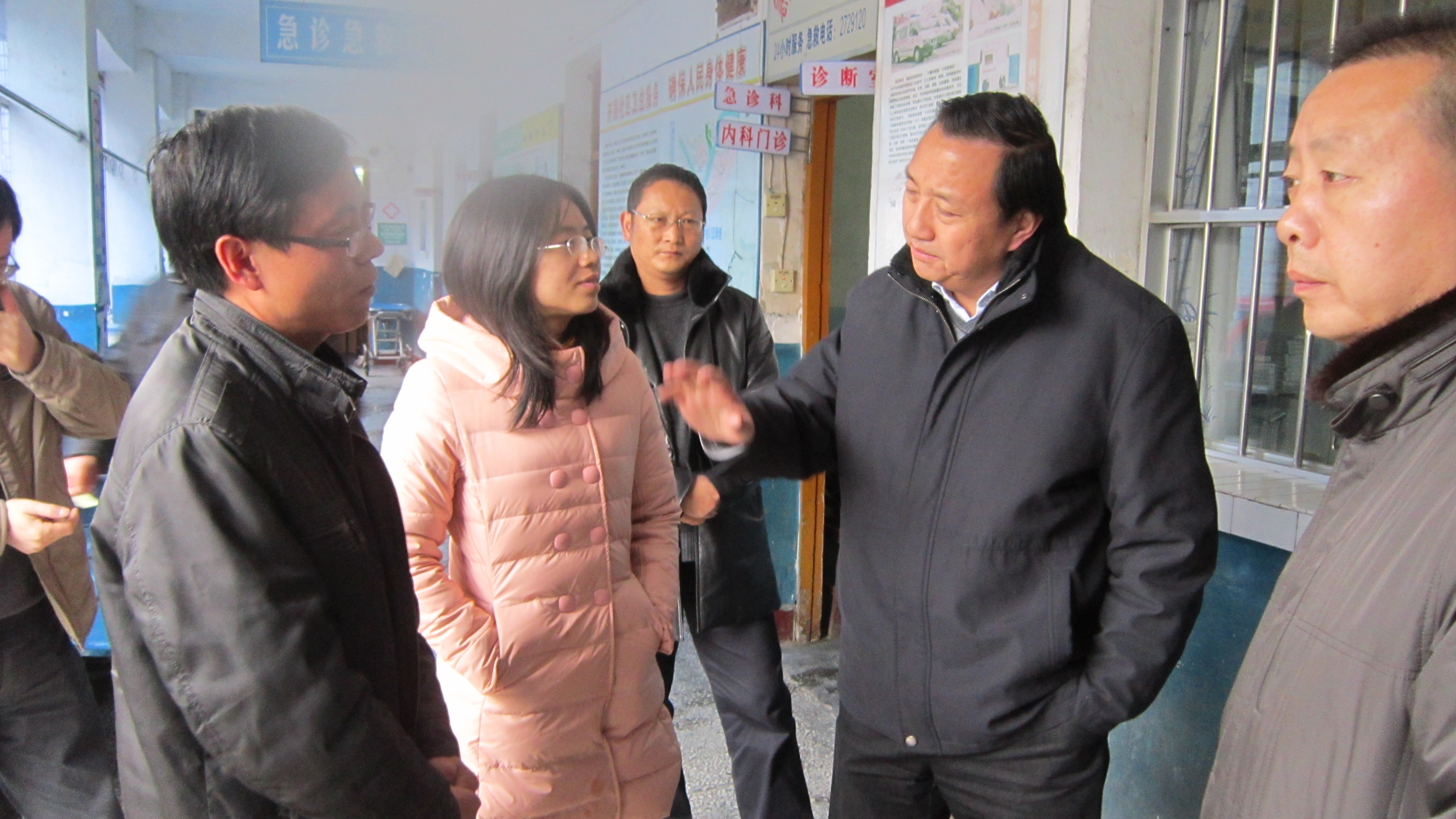 2012年12月19日,市政协副主席、市卫生局局长黄剑云一行到我院检查指导工作.jpg