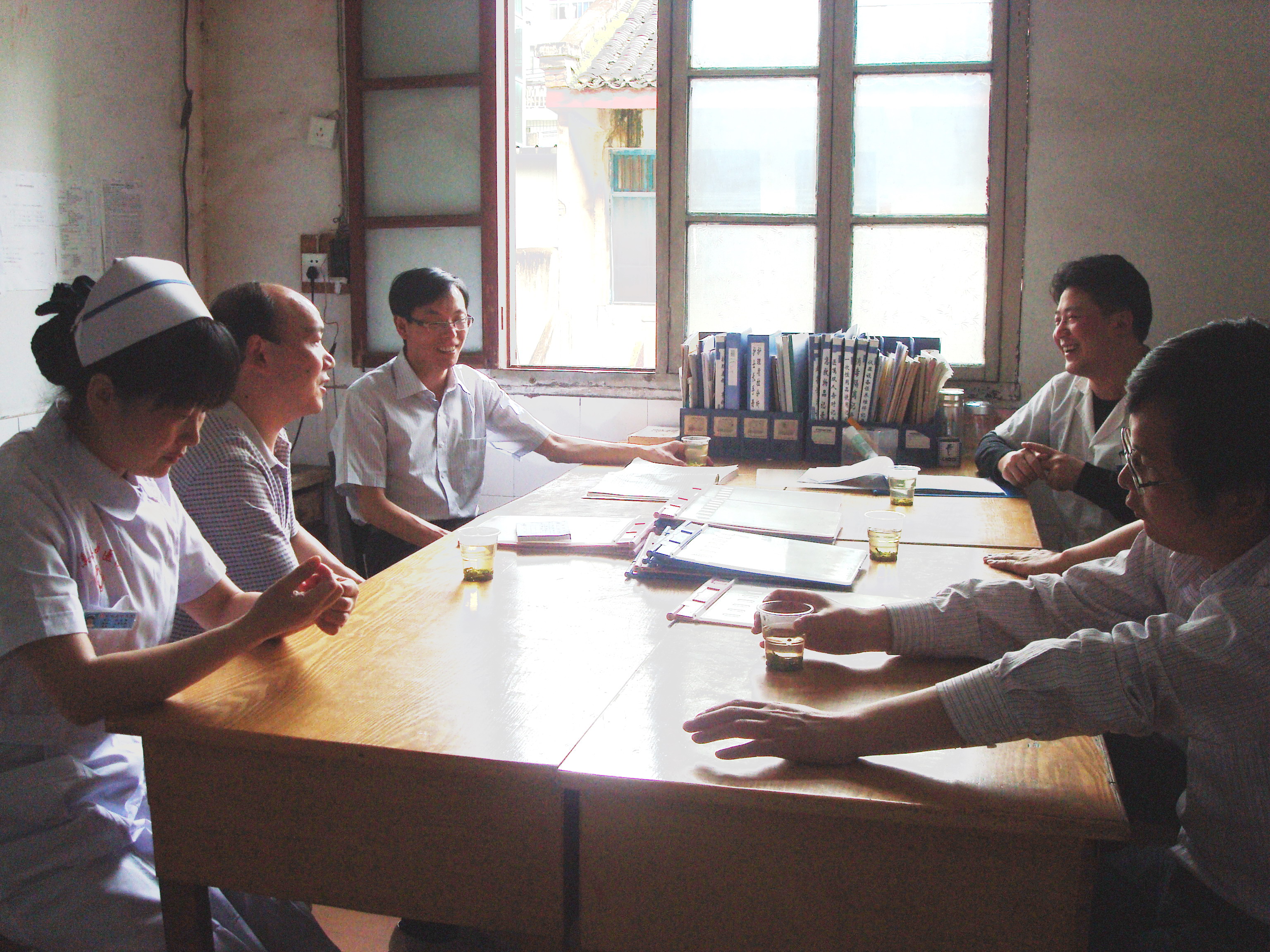 2012年5月16日,深入科室检查工作.JPG