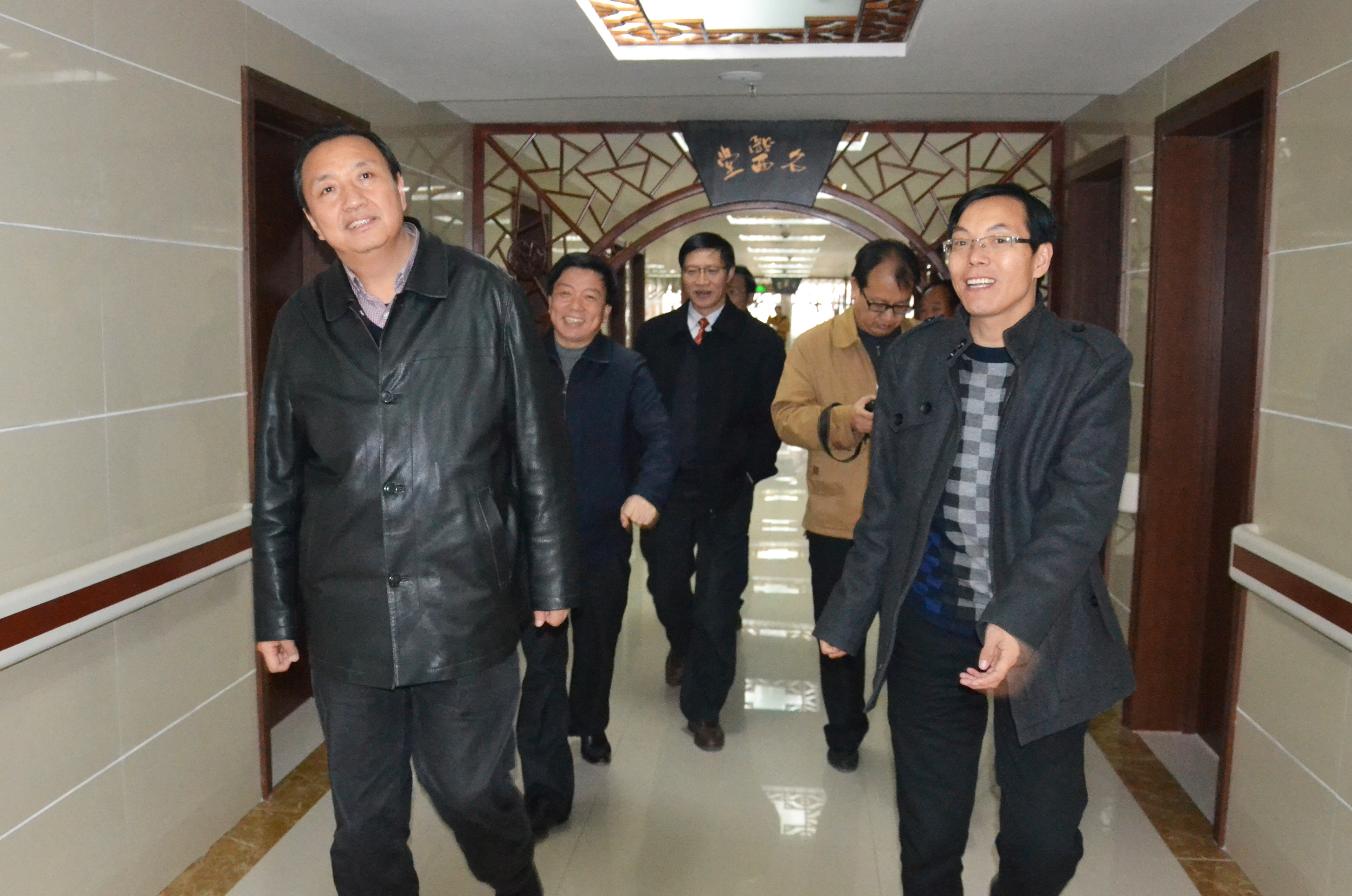 2014年12月,市卫计委领导到我院检查指导工作。.jpg